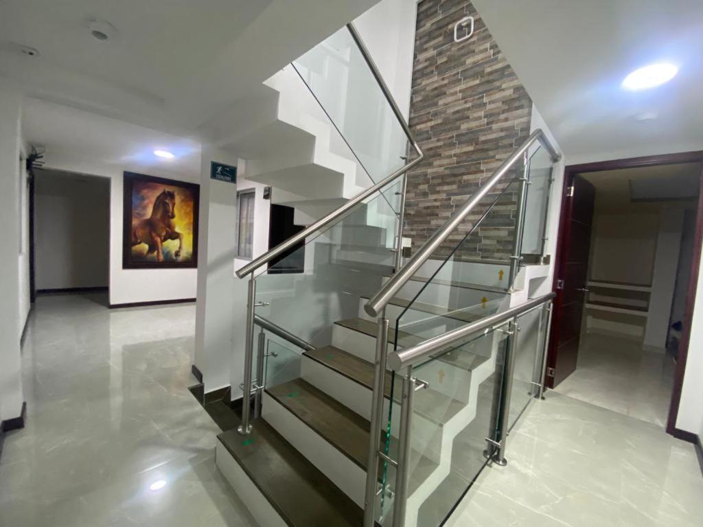 Hotel Dubai Suite Pasto Extérieur photo