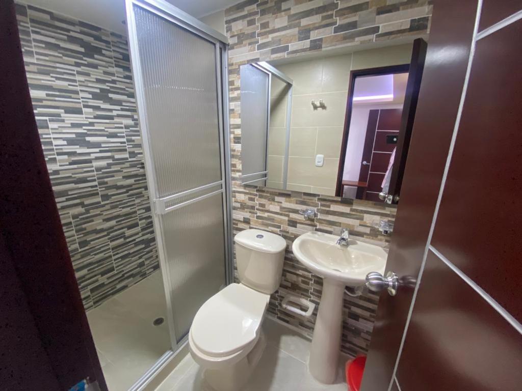 Hotel Dubai Suite Pasto Extérieur photo